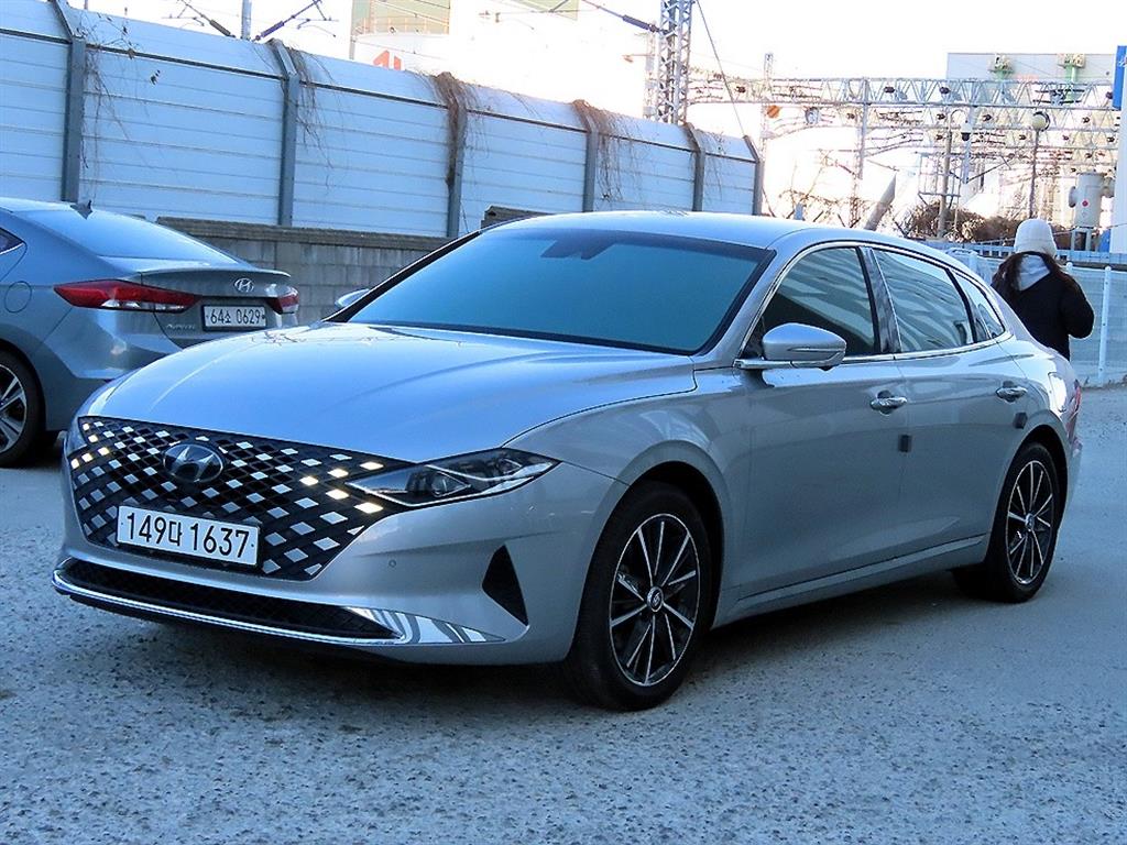 현대 더 뉴그랜저IG LPi 3.0 익스클루시브 - 이미지 2