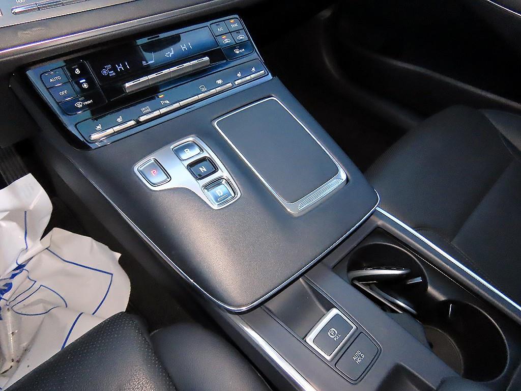 현대 더 뉴그랜저IG LPi 3.0 익스클루시브 - 이미지 6