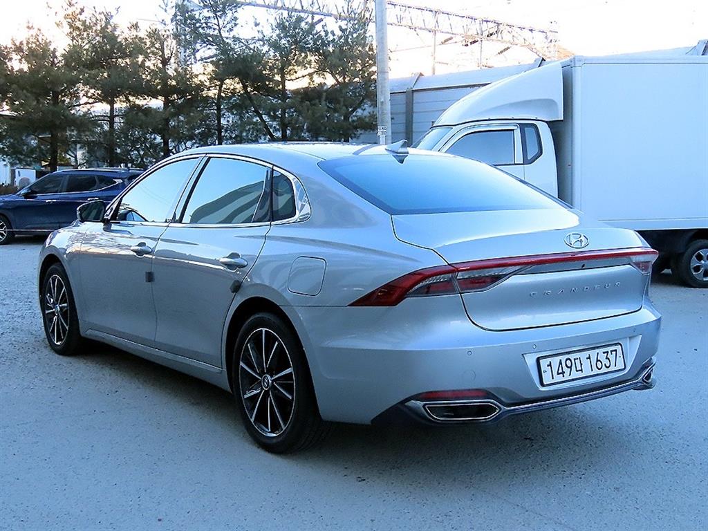 현대 더 뉴그랜저IG LPi 3.0 익스클루시브 - 이미지 9