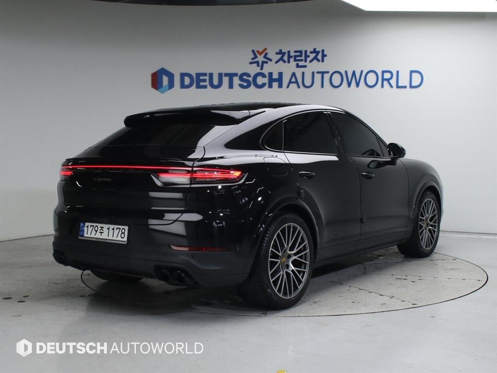 포르쉐 카이엔(3세대) 3.0 V6 쿠페 - 이미지 14
