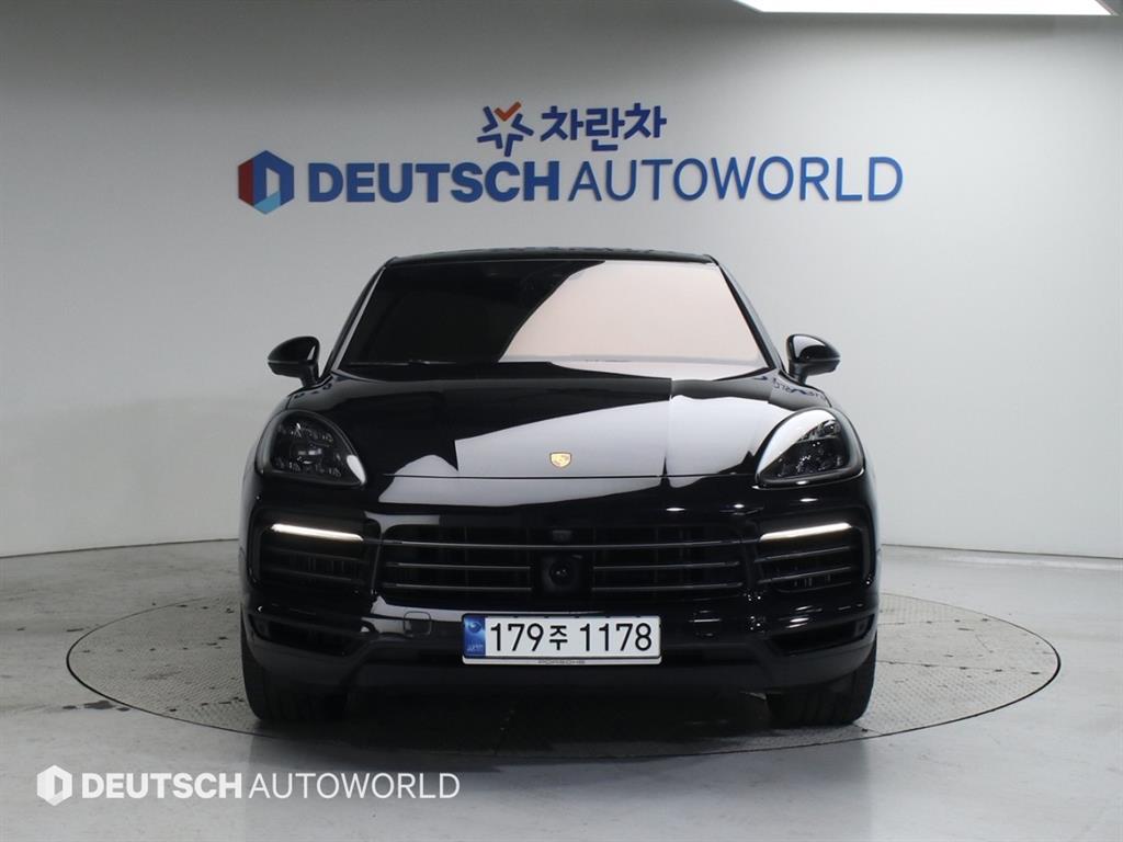 포르쉐 카이엔(3세대) 3.0 V6 쿠페 - 이미지 18