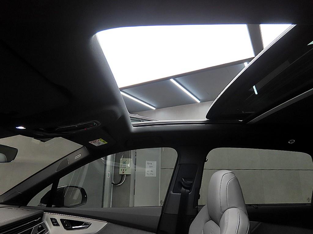 아우디 Q7(2세대) 55 TFSI 콰트로 프리미엄