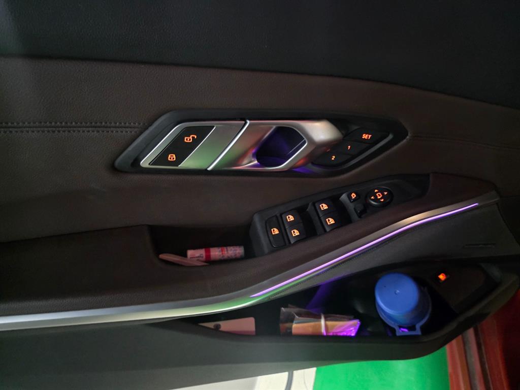 BMW 3시리즈(7세대) 330e M 스포츠 팩 - 이미지 5