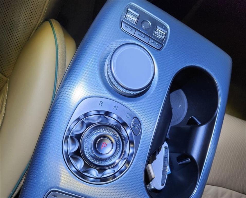 제네시스 GV60 EV 2WD 스탠다드 - 이미지 14