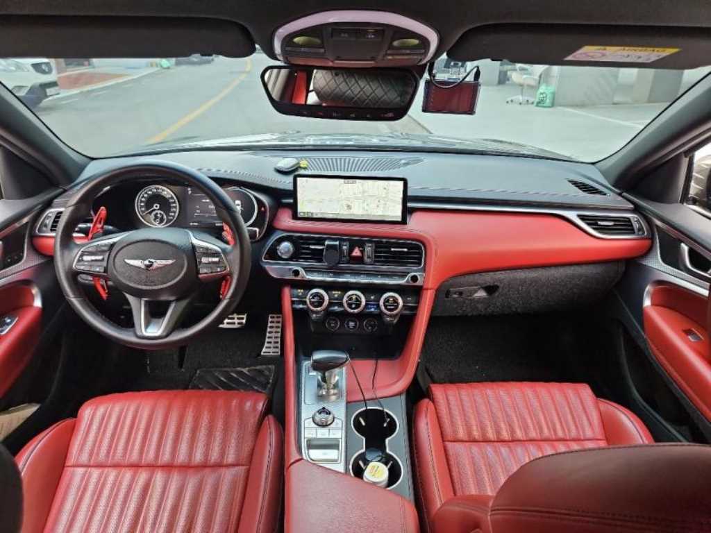 제네시스 더 뉴G70 가솔린 2.0T AWD 스포츠 패키지 - 이미지 9