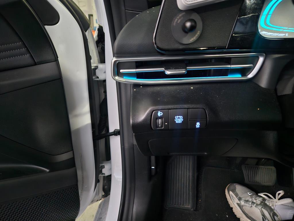 현대 더 뉴아반떼 하이브리드(CN7) 1.6 HEV 모던 - 이미지 3