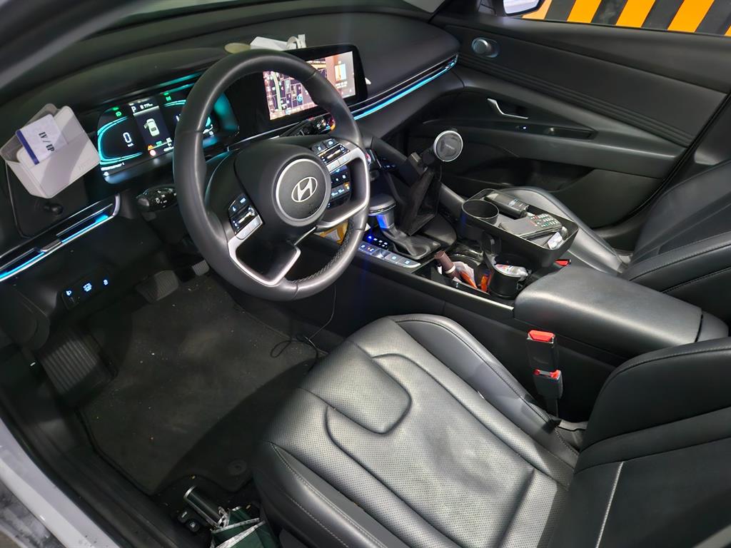 현대 더 뉴아반떼 하이브리드(CN7) 1.6 HEV 모던 - 이미지 13