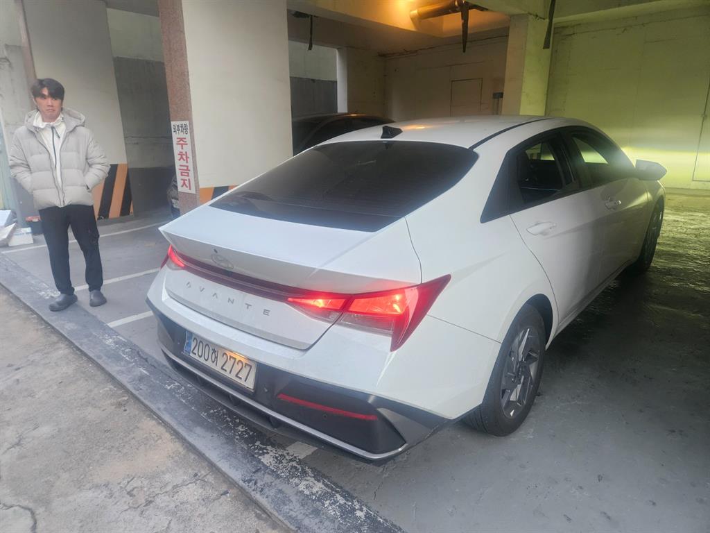 현대 더 뉴아반떼 하이브리드(CN7) 1.6 HEV 모던 - 이미지 2