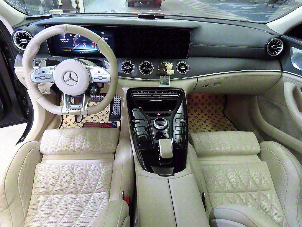 벤츠 AMG GT 63 S 4매틱+ - 이미지 15