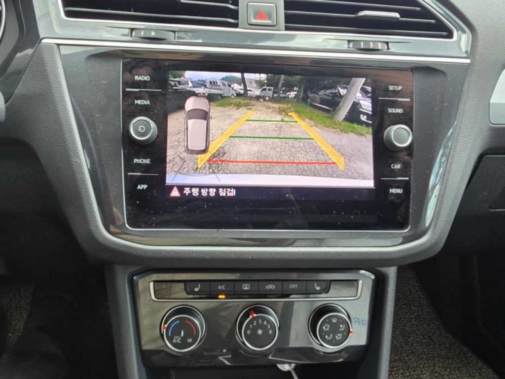 폭스바겐 티구안(2세대) 2.0 TDI - 이미지 15