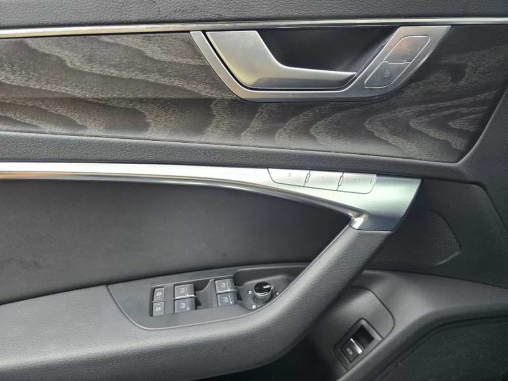 아우디 A6(5세대) 45 TFSI 콰트로 프리미엄 - 이미지 18