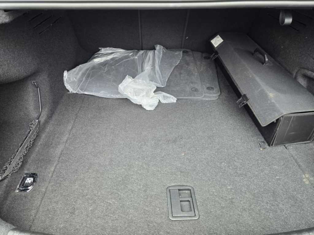 아우디 A6(5세대) 45 TFSI 콰트로 프리미엄 - 이미지 19