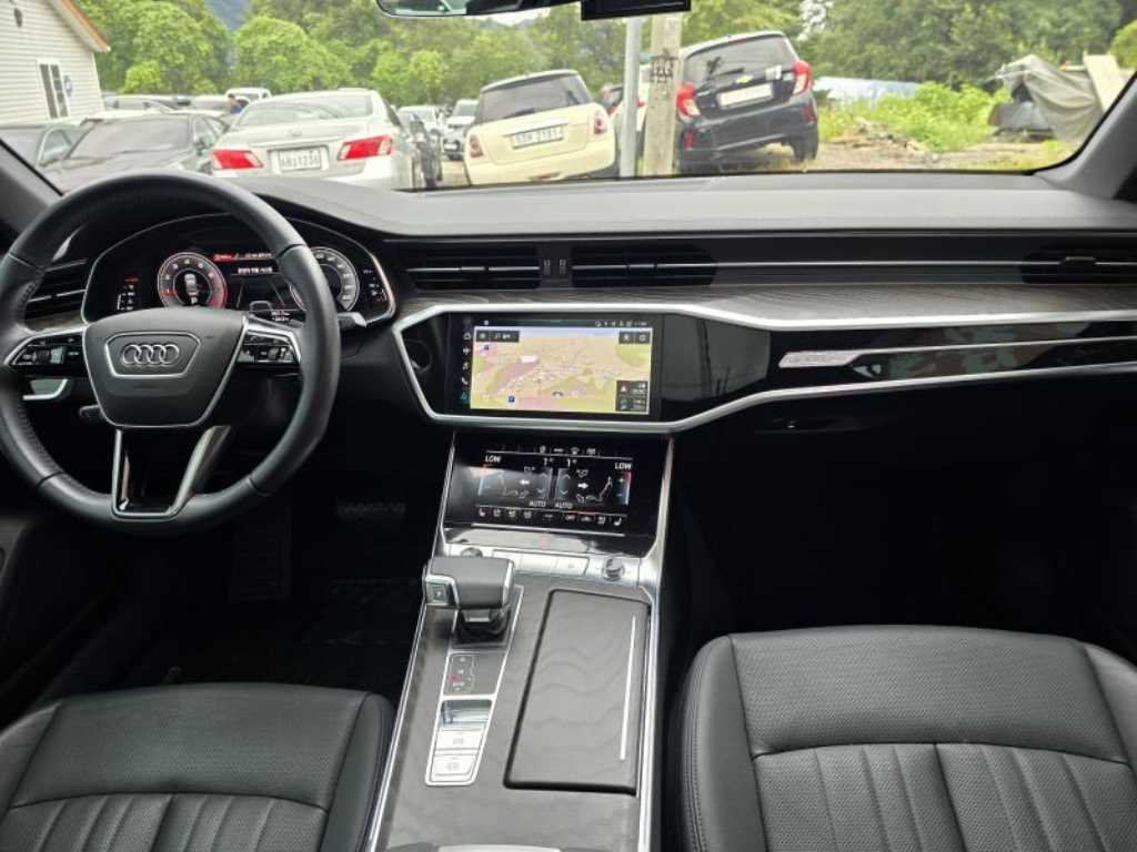 아우디 A6(5세대) 45 TFSI 콰트로 프리미엄 - 이미지 7