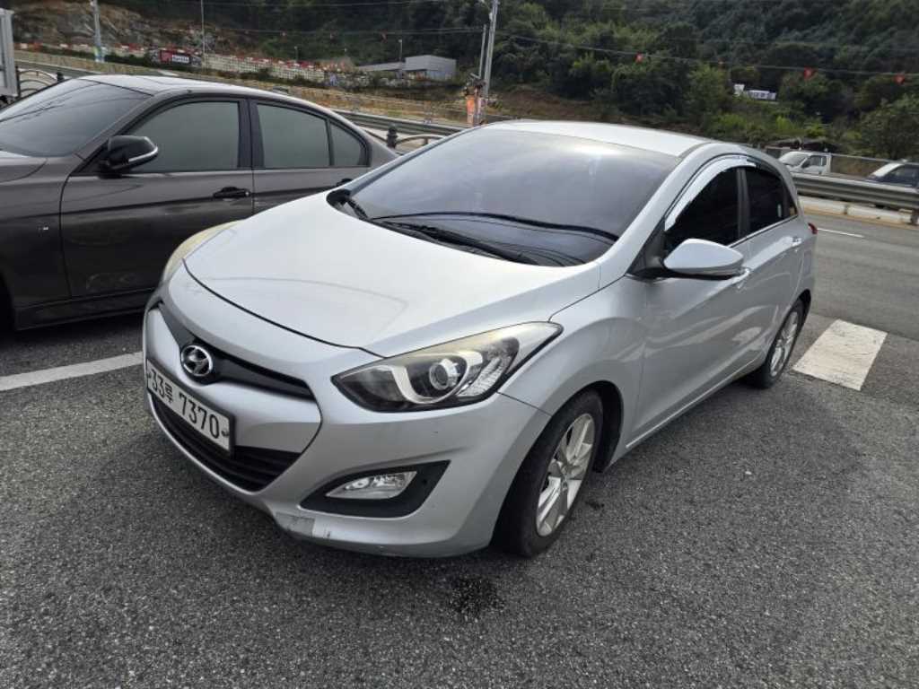 현대 신형 i30 1.6 VGT 유니크 - 이미지 9