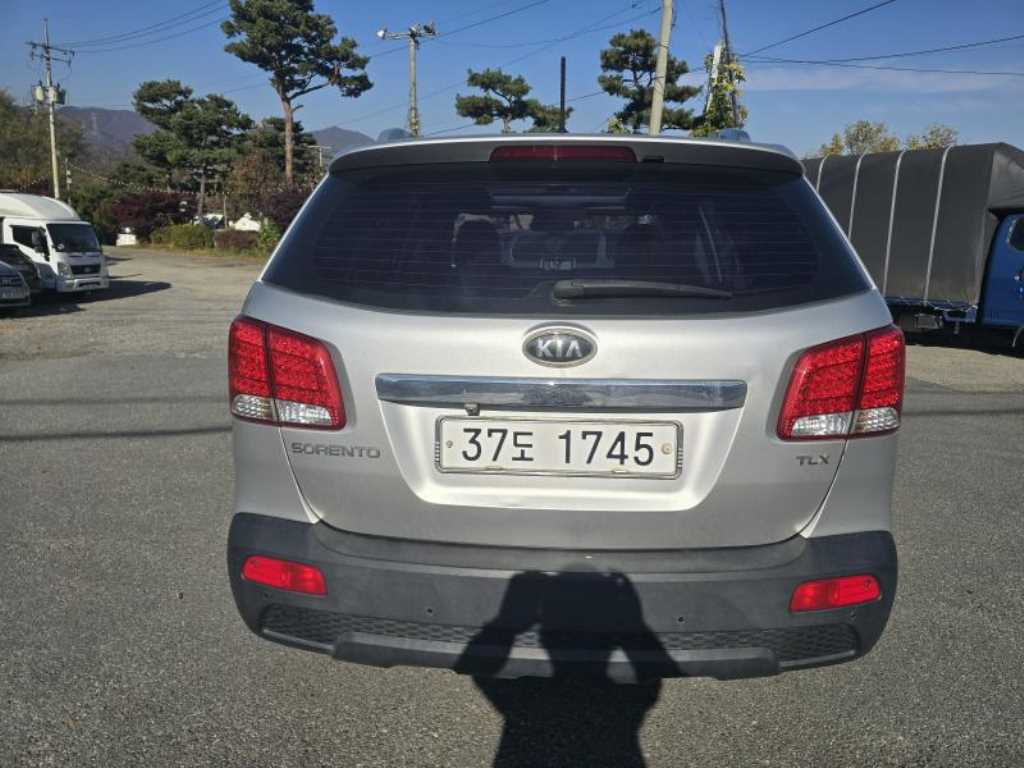 기아 쏘렌토 R 디젤 2.0 2WD TLX 최고급형 - 이미지 4